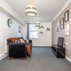 Spacious 1 Bed- Nunhead/peckham-sleeps 4 Apartment London